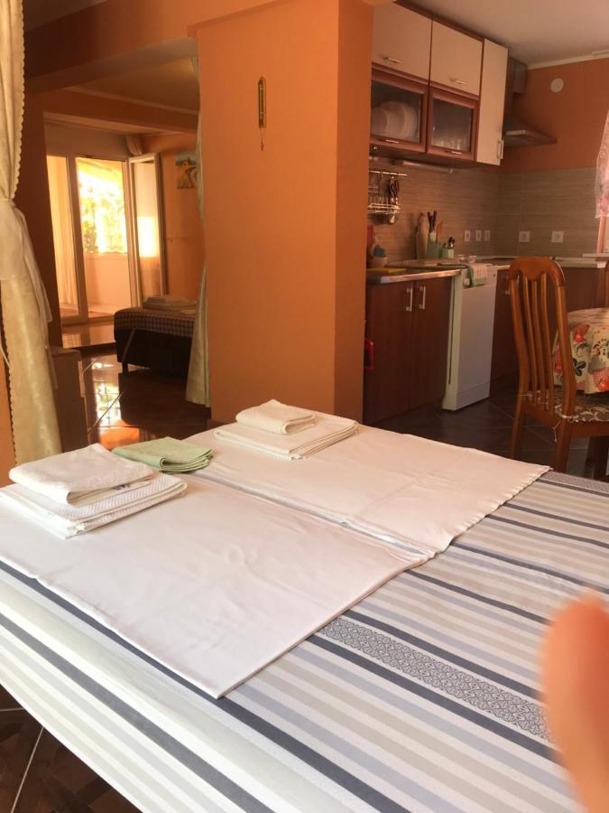 Holiday Home Orange يوتجيها المظهر الخارجي الصورة