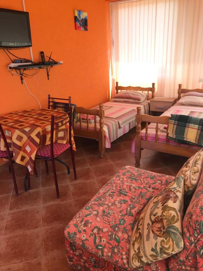 Holiday Home Orange يوتجيها المظهر الخارجي الصورة