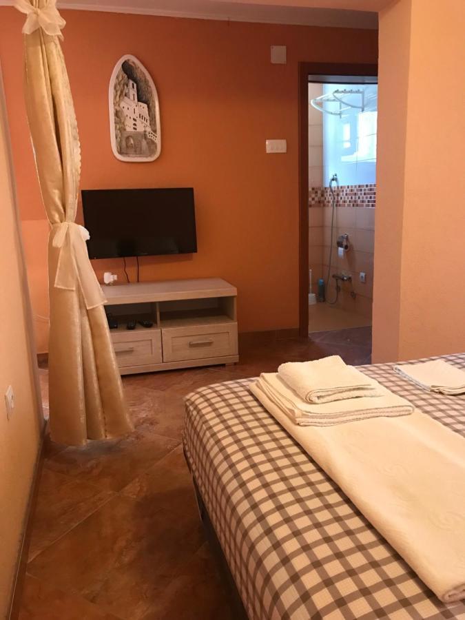 Holiday Home Orange يوتجيها المظهر الخارجي الصورة